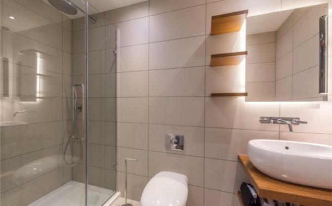 One Commercial Street Apartment Лондон Екстер'єр фото