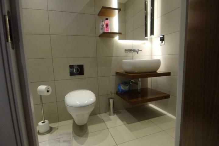 One Commercial Street Apartment Лондон Екстер'єр фото